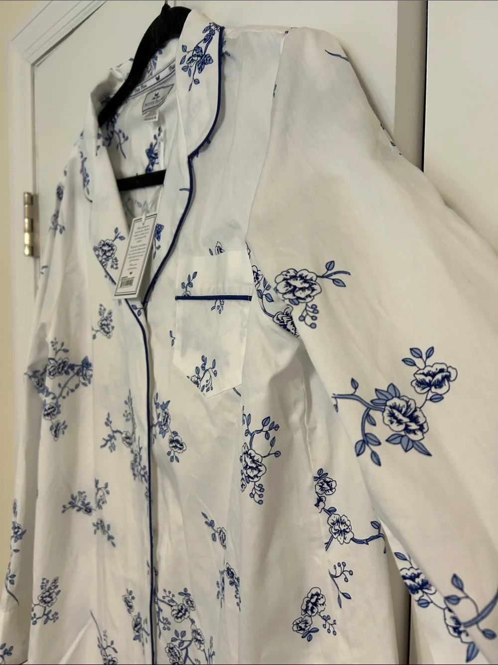 Classic White Nightshirt with Blue Floral Print - Elegant Button-Front Pajama